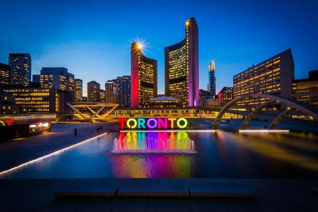 Trinity Bellwood Suites Downtown Toronto