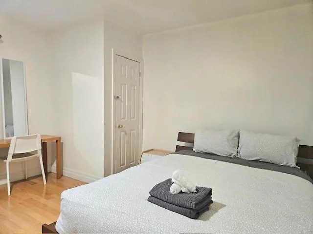 Apartman Trinity Bellwood Suites Downtown Toronto